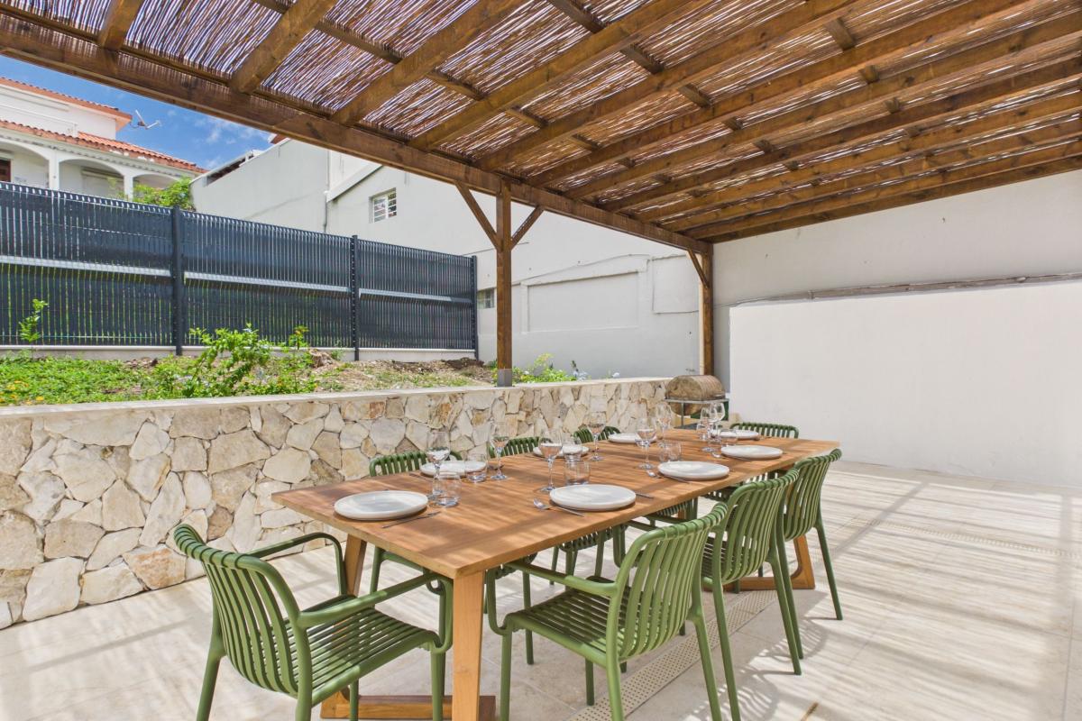 Location villa tout à pied 8 couchages Martinique - table à manger